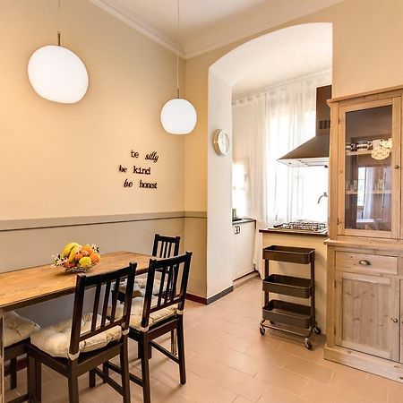 Cinque Terre The Harbour Apt - Two Bathrooms La Spezia Room photo